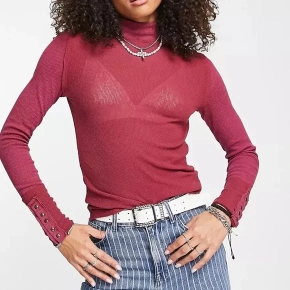 Free People We The Free Off Beat Mock‎ Neck Top M NWT Burgundy Ribbed